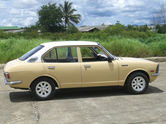 Toyota Corolla KE20  (1974)
