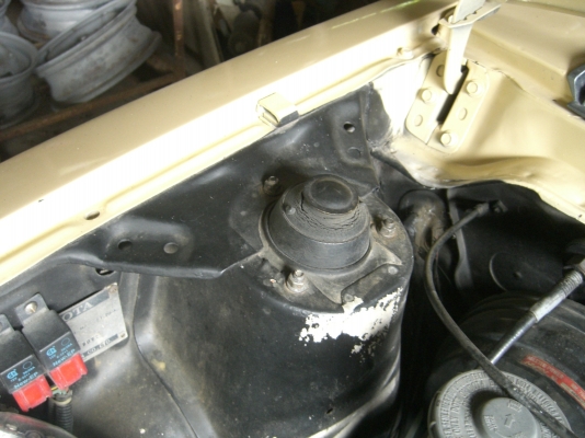 Toyota Corolla KE20  (1974)