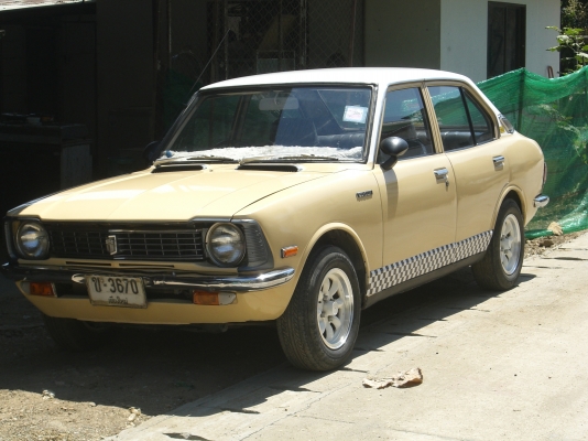 Toyota Corolla KE20  (1974)