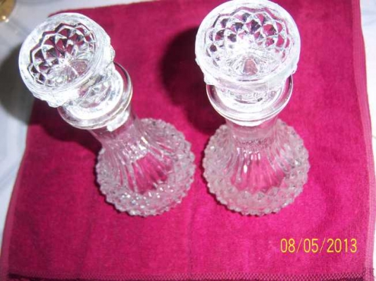 ขวดนํ้าหอมหรือขวดวิสกี้