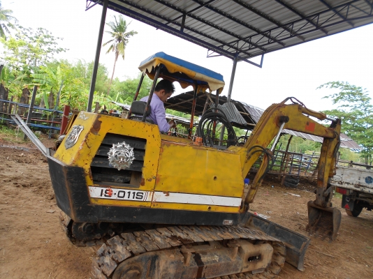 ลดราคา ขายรถขุดเล็กสภาพพร้อมใช้งาน เทียบเท่า PC30 รึ 40 IHI ขายตามสภาพ มีVDO ลดราคา ขายรถขุดเล็กสภาพพร้อมใช้งาน เทียบเท่า PC30 รึ 40 IHI ขายตามสภาพ มีVDO
