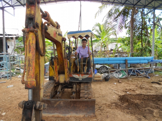 ลดราคา ขายรถขุดเล็กสภาพพร้อมใช้งาน เทียบเท่า PC30 รึ 40 IHI ขายตามสภาพ มีVDO ลดราคา ขายรถขุดเล็กสภาพพร้อมใช้งาน เทียบเท่า PC30 รึ 40 IHI ขายตามสภาพ มีVDO