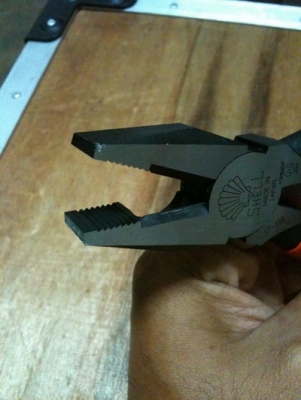 คีมปากจิ้งจก Shell made in japan