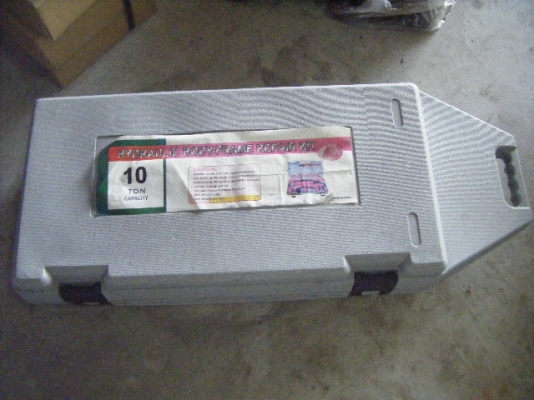 แม่แรงไฮโดรลิกถีบดึงหัวเก๋งรถคัตซี