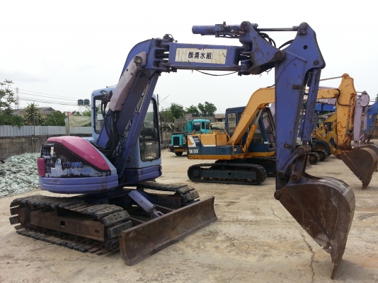 ขายรถแบคโฮ KOMATSU PC75UU-2 ของเก่าจากญี่ปุ่นสภาพรถ 95\% เอกสารอินวอย