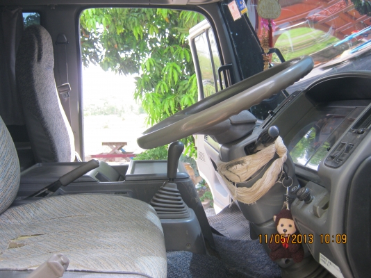 **อยากขาย**หกล้อดั้มดินฮีโน่195HO7DหัวJO ดั้มสามมิตร