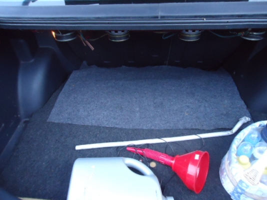 ขาย VOLVO 460GLT พร้อมทะเบียนและเอกสารการโอน เครื่องยนต์สภาพดี ช่วงล่างไว้ใจได้ 96,000.-