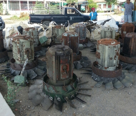 ขายมอเตอร์ ถอดจากโรงงาน พร้อมใช้งาน  จะเลือกซื้อหรือเหมาก็ได้ครับิโทรมาคุยกันก่อน  สวยๆเลย