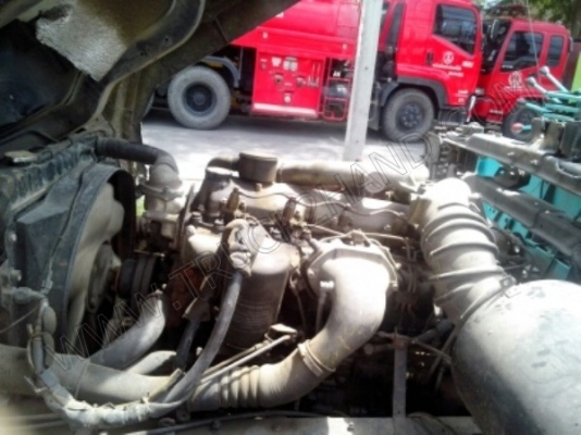 รถบรรทุก 6 ล้อติดเครน ยี่ห้อ MITSUBISHI 170 แรงม้า