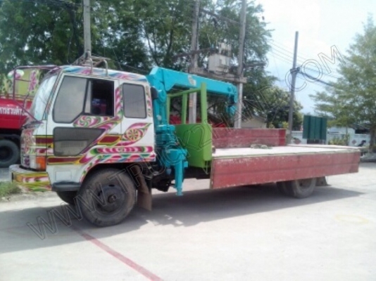 รถบรรทุก 6 ล้อติดเครน ยี่ห้อ MITSUBISHI 170 แรงม้า