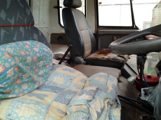 ***ขายแล้วครับขอบคุณ Truck2hand ขาย 10ล้อ2เพลาดั๊ม "ไอ้หลง" MITSUBISHI FN527M-TD2144 ปี40 เครื่องเดิมซีเรียลตรง 6D16 195HP แห้งดีไม่เยิ้มแรงจัด เกียร์เดิม 10สปีด ช่วงล่างแน่น คัสซีสวยไม่ผุไม่บวม กระบะดั๊มเหล็กKAC สภาพดี พื้นไม่ผุ เบรคใหญ่ เพลาบุ