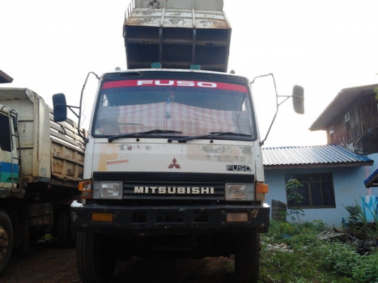 ***ขายแล้วครับขอบคุณ Truck2hand ขาย 10ล้อ2เพลาดั๊ม "ไอ้หลง" MITSUBISHI FN527M-TD2144 ปี40 เครื่องเดิมซีเรียลตรง 6D16 195HP แห้งดีไม่เยิ้มแรงจัด เกียร์เดิม 10สปีด ช่วงล่างแน่น คัสซีสวยไม่ผุไม่บวม กระบะดั๊มเหล็กKAC สภาพดี พื้นไม่ผุ เบรคใหญ่ เพลาบุ