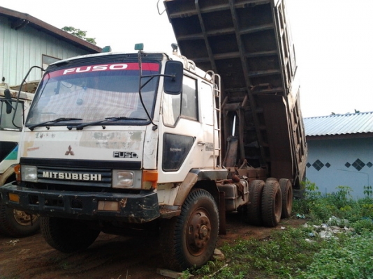 ***ขายแล้วครับขอบคุณ Truck2hand ขาย 10ล้อ2เพลาดั๊ม "ไอ้หลง" MITSUBISHI FN527M-TD2144 ปี40 เครื่องเดิมซีเรียลตรง 6D16 195HP แห้งดีไม่เยิ้มแรงจัด เกียร์เดิม 10สปีด ช่วงล่างแน่น คัสซีสวยไม่ผุไม่บวม กระบะดั๊มเหล็กKAC สภาพดี พื้นไม่ผุ เบรคใหญ่ เพลาบุ