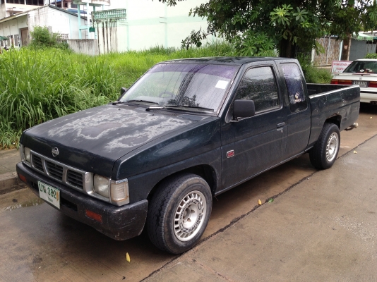 ขายรถ BIG M แคป สภาพบางๆ เดิมๆ มีผุเหนือซุ้มล้อ กับที่หัวรอนกระบะ เครื่องเกียร์ดีมาก คัสซีสวยๆเดิมๆไม่ผุ