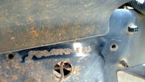 รถฮีโน่ 6 ล้อ ติดเครนใหม่ 3 ตัน FC4J 150 แรงม้า ปี 47  สนใจติดต่อ 081 - 6079515