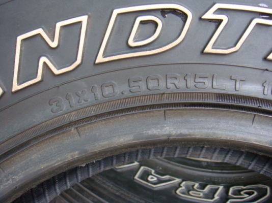 ขายยาง DUNLOP AT3 31R15 ยังใหม่ๆ ขายยาง DUNLOP AT3 31R15 ยังใหม่ๆ