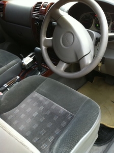 **ขาย Isuzu D-max ปี03 LS 4WD ออโต้ สีบรอนซ์เงิน ตัวTOP ราคากันเอง รถบ้านแท้ๆค่ะ**มีรูปค่ะ