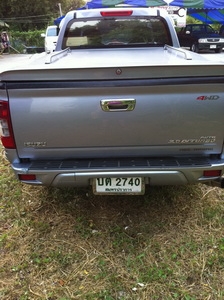 **ขาย Isuzu D-max ปี03 LS 4WD ออโต้ สีบรอนซ์เงิน ตัวTOP ราคากันเอง รถบ้านแท้ๆค่ะ**มีรูปค่ะ