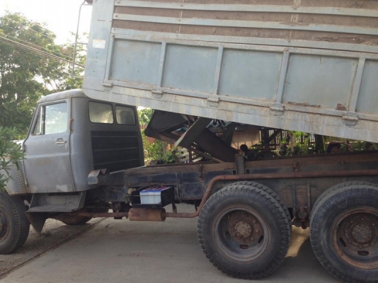 สิบล้ออีสุสุ หัวยาวดั้ม เก๋งเหล็ก เครื่อง6BD 165 ยางสวย คัทรีสวยจัด เฟืองท้ายลูกหน้า 200  ติดต่อ คุณไก่086-1237456