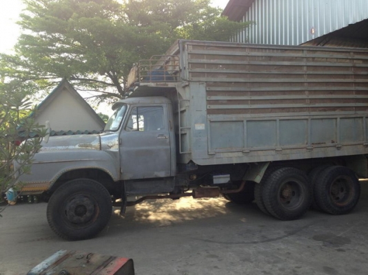 สิบล้ออีสุสุ หัวยาวดั้ม เก๋งเหล็ก เครื่อง6BD 165 ยางสวย คัทรีสวยจัด เฟืองท้ายลูกหน้า 200  ติดต่อ คุณไก่086-1237456