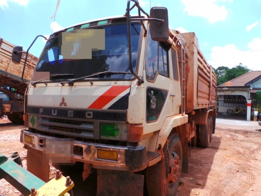MITSUBISHI FUSO หัวเปลี่ยน เครื่องเดิม  คัซซีสวย  เล่มทะเบียนพร้อมโอน