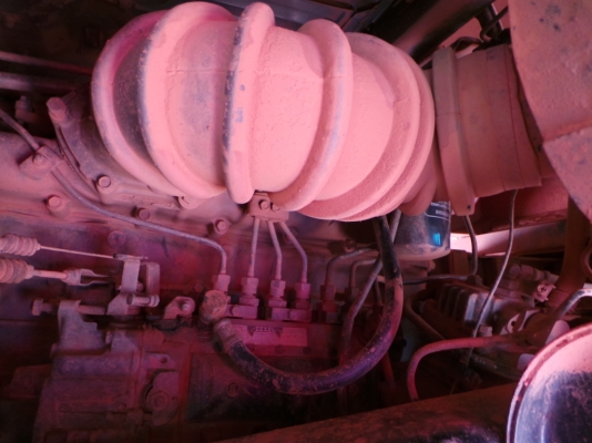 MITSUBISHI FUSO หัวเปลี่ยน เครื่องเดิม  คัซซีสวย  เล่มทะเบียนพร้อมโอน