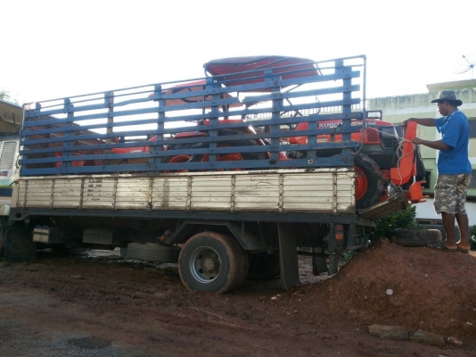 ปัญญาแทรคเตอร์มาแล้ว...จัดมาให้ครับ คูโบต้า L3408 มีแต่ตัว เล่มทะเบียนพร้อมครับ