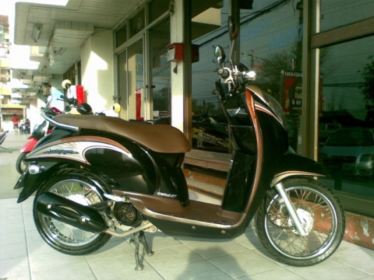 รถสวย ลายคลาสสิค Scoopy &ndash; i ปี 2555 ขายกันราคาถูก