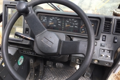 ขาย เครน 10ตัน TADANO TR100M นำเข้าจากญี่ปุ่น โทร.086-303-9797 กู๋อ๋า