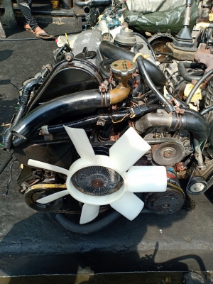 นิสสัน  LD20ll เทอร์โบ เครื่องญี่ปุ่นสวยๆ พร้อมเกีร์ยออโต้โฟวิล