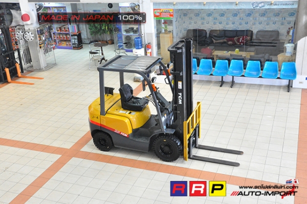 ขายรถโฟล์คลิฟท์มือสอง TCM รุ่น FHD25T3A-2Z501056 นำเข้าจากประเทศญี่ปุ่น 100\% ไม่เคยใช้งานในไทย