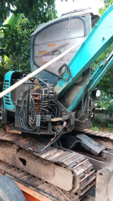 ขาย KOMATSU PC35 เอาหัวคีปหรือบุ้งกี๋ได้เพียงอย่างเดียวราคา 200,000