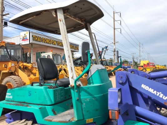 ขายรถตักล้อยาง KOMATSU WA40-3E นำเข้าเองจากญี่ปุ่น สภาพสวยพร้อมใช้ มีVDOการทำงานครับ