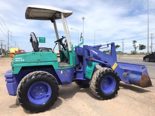 ขายรถตักล้อยาง KOMATSU WA40-3E (3,XXX ชั่วโมง) นำเข้าเองจากญี่ปุ่น สภาพสวยพร้อมใช้ มีVDOการทำงานครับ