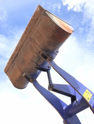 ขายรถตักล้อยาง KOMATSU WA40-3E (3,XXX ชั่วโมง) นำเข้าเองจากญี่ปุ่น สภาพสวยพร้อมใช้ มีVDOการทำงานครับ