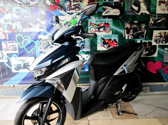 gt125 สีเทานํ้าเงิน ลายใหม่ล่าสุด ระบบ idling stop เครื่องดีสีสวย 30900 gt125 สีเทานํ้าเงิน ลายใหม่ล่าสุด ระบบ idling stop เครื่องดีสีสวย 30900