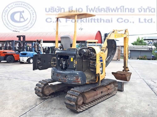 ขาย รถขุดแบคโฮ KOMATSU รุ่น PC30MR-2 (1)