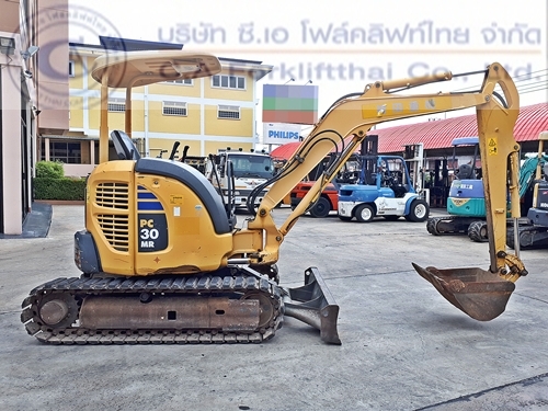 ขาย รถขุดแบคโฮ KOMATSU รุ่น PC30MR-2 (1)