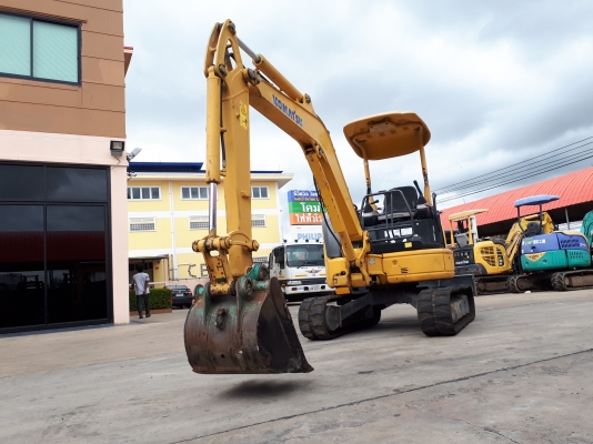 ขาย รถขุดแบคโฮ KOMATSU รุ่น PC30MR-2 (2)