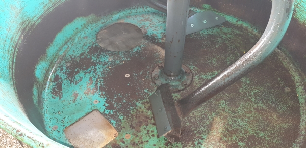 รถผสมปูนผสมปุ๋ย เส้นผ่าน 0 กลาง 1.20 รถผสมปูนผสมปุ๋ย เส้นผ่าน 0 กลาง 1.20