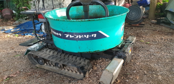 รถผสมปูนผสมปุ๋ย เส้นผ่าน 0 กลาง 1.20 รถผสมปูนผสมปุ๋ย เส้นผ่าน 0 กลาง 1.20