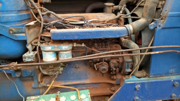 ขายฟอร์ด5000 T2 Fomoco 68แรง รถบ้านพร้อมใช้ ตามสภาพราคาต่อรอง