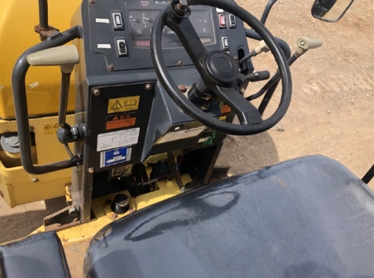 ขายรถบด DYNAPAC (ขนาด 5 ตัน) ปี 2005 (2,XXX ชั่วโมง) นำเข้าจากญี่ปุ่น สภาพสวยพร้อมใช้ มีVDOการทำงานครับ