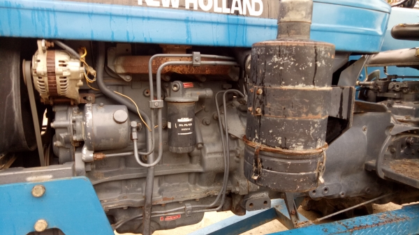 ขายรถไถ NEWHOLLAND 5610 S แท้ ใช้น้อยมือเดียว ไม่ผิดหวังแน่นอนคับ มีเล่มทะเบียนพร้อม สนใจจิงราคาคุยกานได้คับ โทร 081-5332704