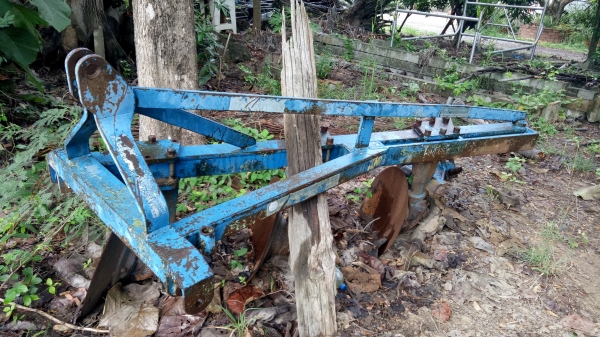 ขายรถไถ NEWHOLLAND 5610 S แท้ ใช้น้อยมือเดียว ไม่ผิดหวังแน่นอนคับ มีเล่มทะเบียนพร้อม สนใจจิงราคาคุยกานได้คับ โทร 081-5332704