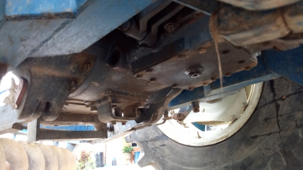 ขายรถไถ NEWHOLLAND 5610 S แท้ ใช้น้อยมือเดียว ไม่ผิดหวังแน่นอนคับ มีเล่มทะเบียนพร้อม สนใจจิงราคาคุยกานได้คับ โทร 081-5332704