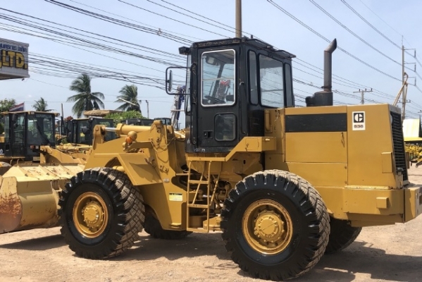 ขายรถตักล้อยาง CAT 936Z (เทียบเท่า WA300) นำเข้าเองจากญี่ปุ่น สภาพสวยพร้อมใช้ มีVDOการทำงานครับ