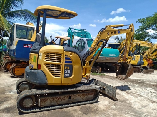 ขายจ้า..KOMATSU PC30MR-3. เก่านอกแท้  ผานสไลด์ ซ้าย-ขวา  เดิมๆๆ  สภาพสวยมาก  พร้อมใช้  โทร 089-3818694 จ๊อย