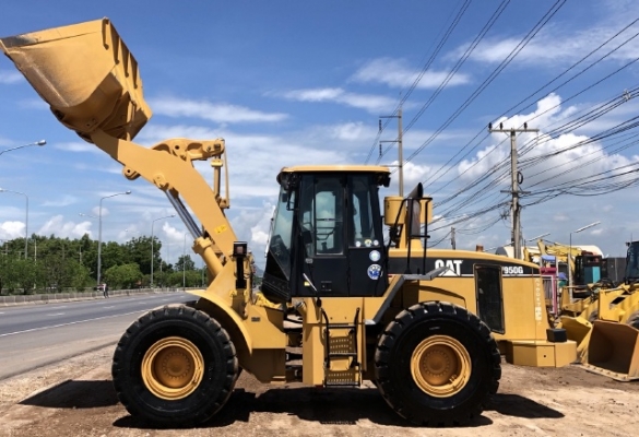 ขายรถตักล้อยาง CAT 950G นำเข้าเองจากญี่ปุ่น สภาพสวยพร้อมใช้ มีVDOการทำงานครับ