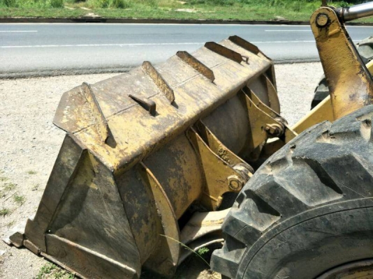 ขายรถตักล้อยางKOMATSU JH60 ราคา 280,000
